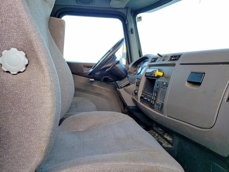 2021 Peterbilt 2021  337-BOX Truck