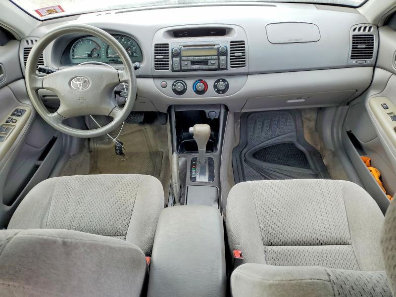 2003 Toyota Camry le