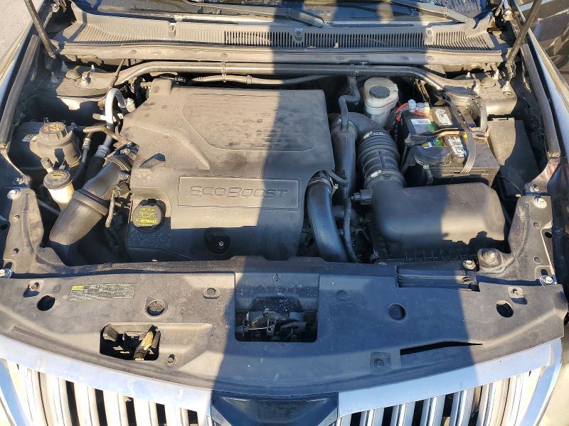 2010 Lincoln Townhouse MKS