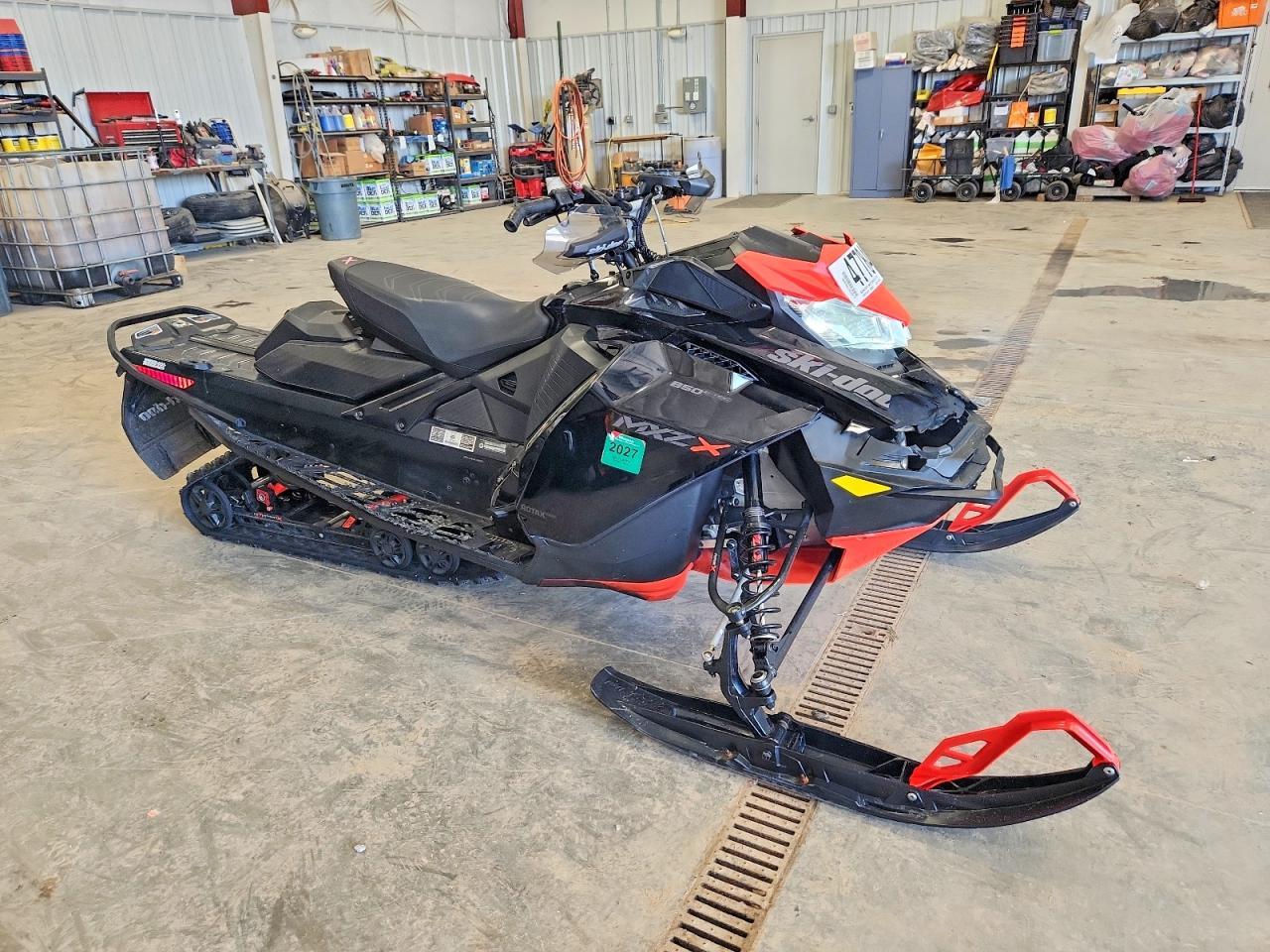 2022 True MXZ X 850