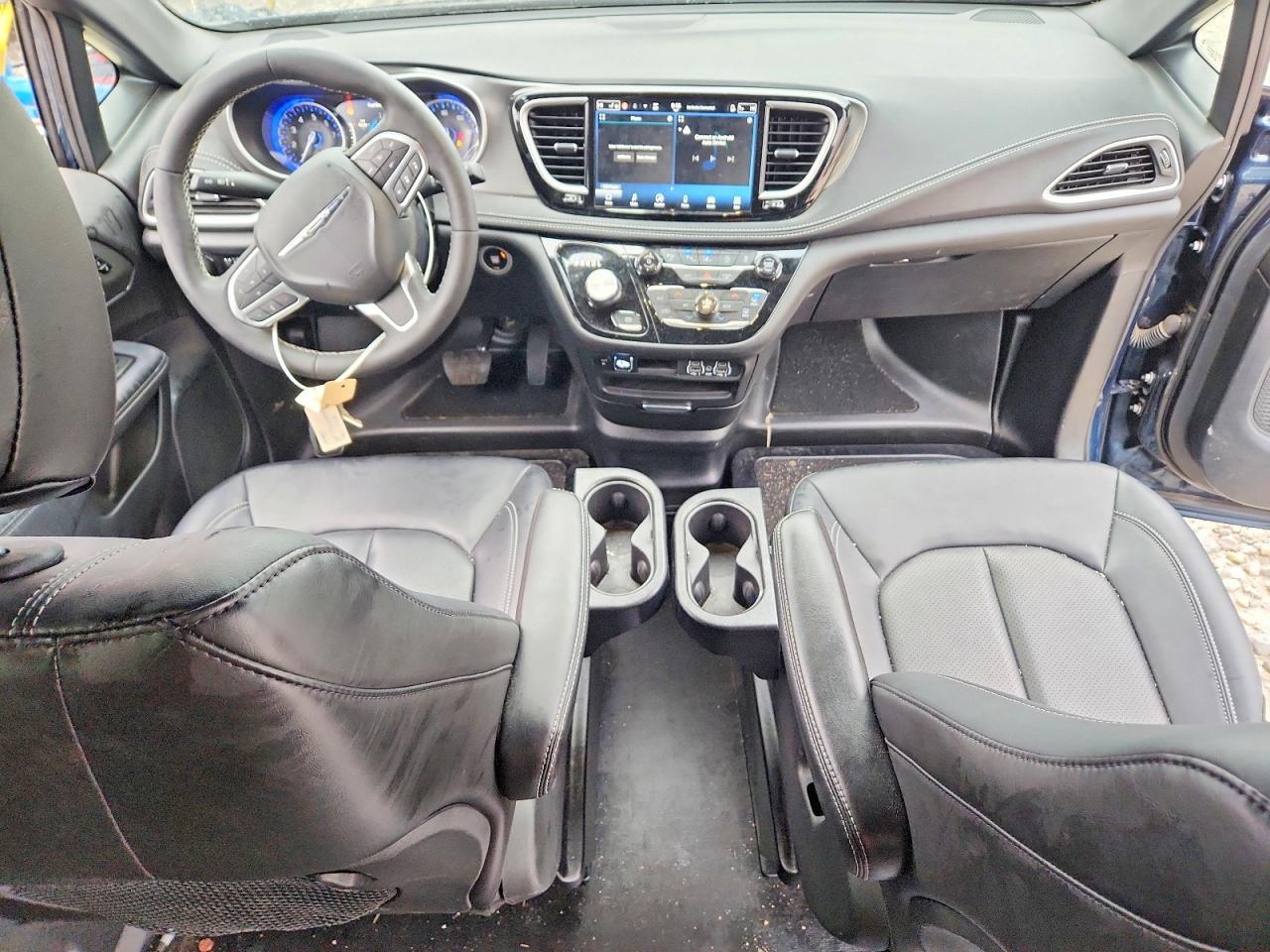 2025 Chrysler Pacifica