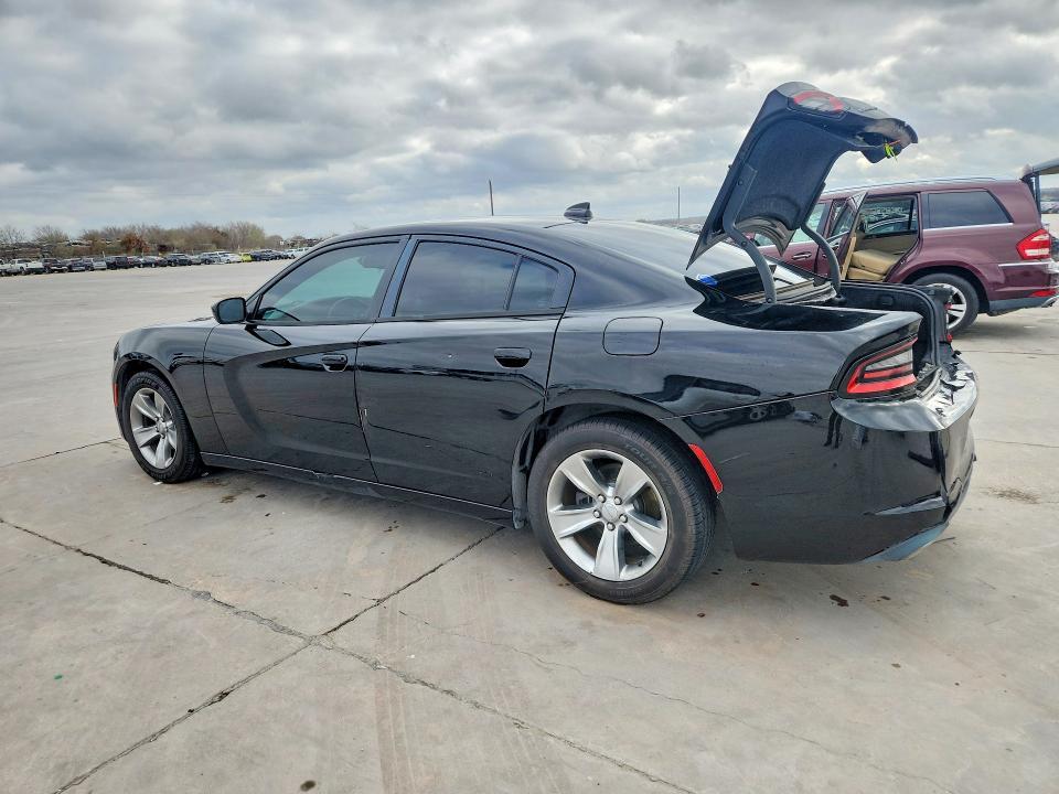 2016 Dodge Charger sxt