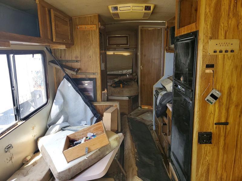 1990 Chevrolet P Series rv