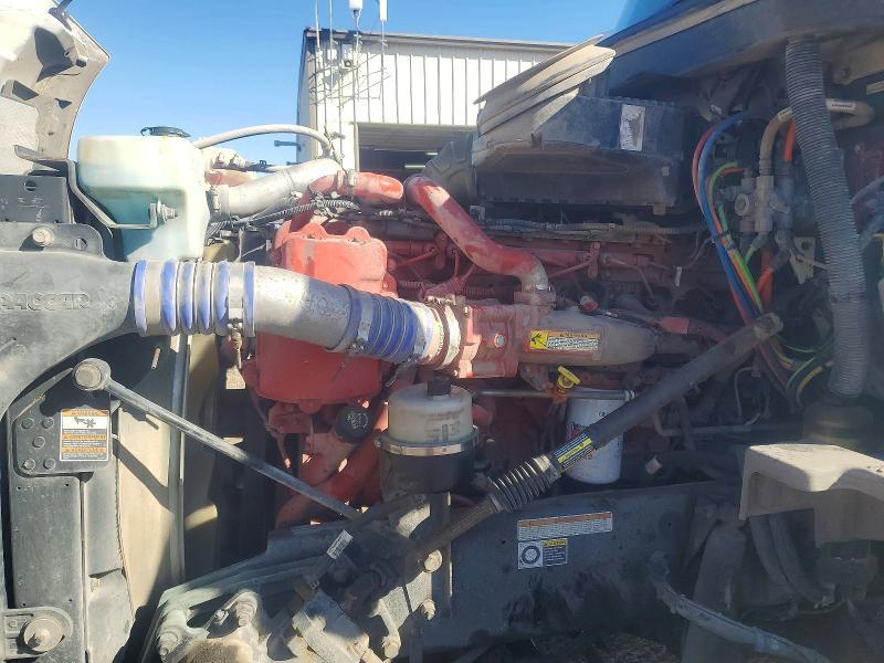 2017 Peterbilt 579 Semi Truck