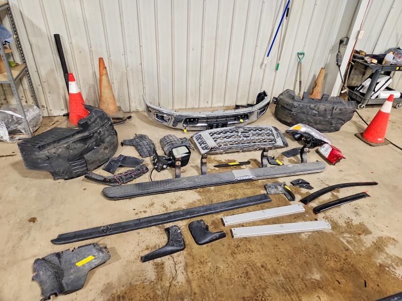 2017 Nissan Titan XD SL