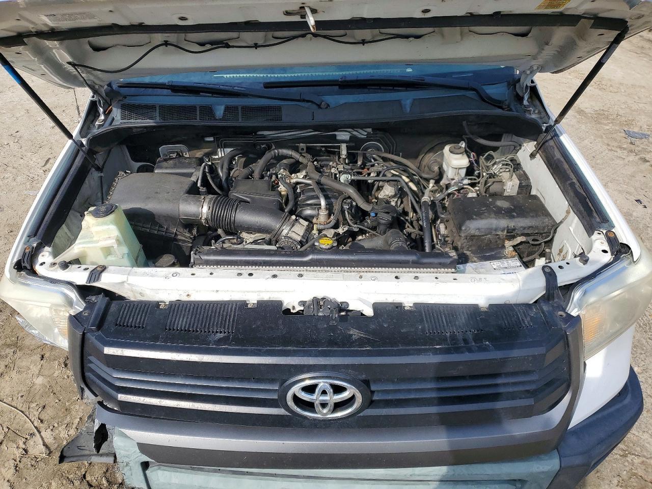 2014 Toyota Tundra SR
