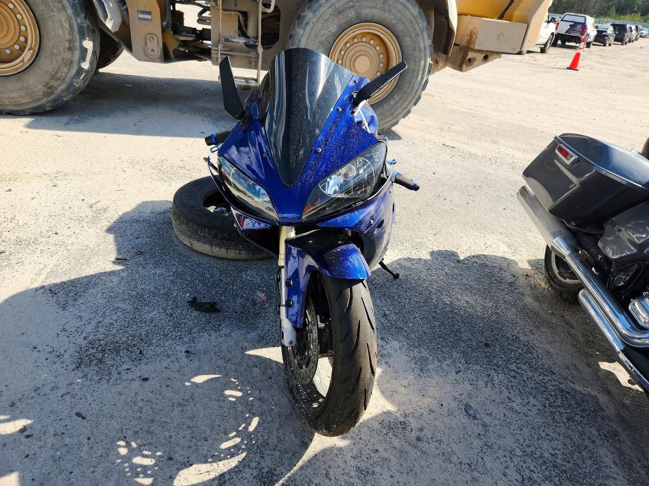 2000 Yamaha YZFR1