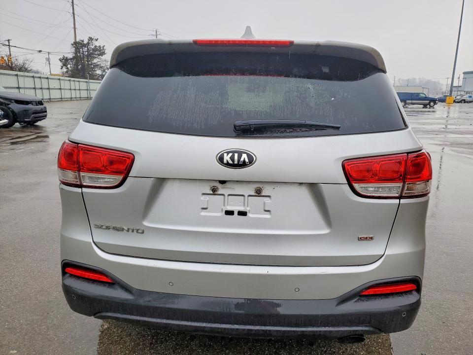 2016 KIA Sorento lx