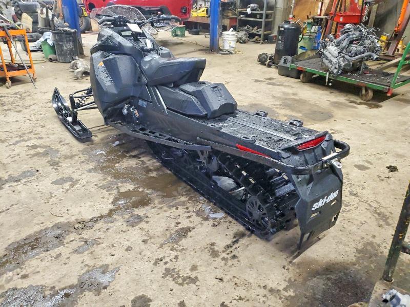 2026 Skidoo 2026 SKI-DOO Backcountry Adren 8