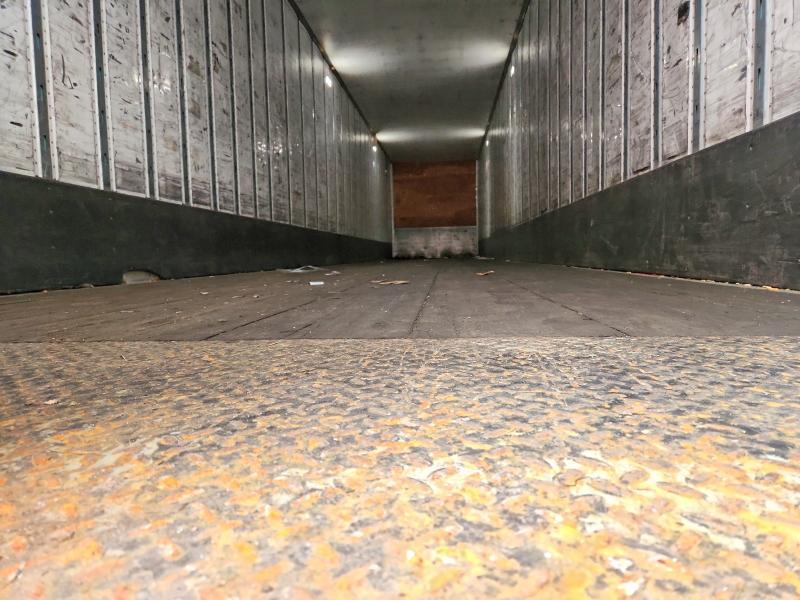 2015 Utility VS2DX DRY Van Trailer