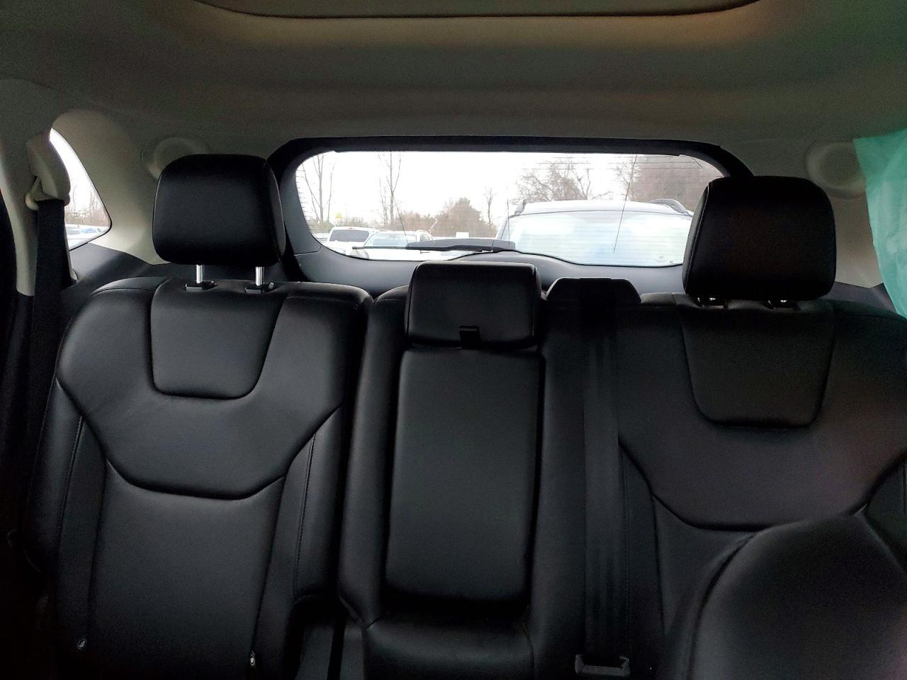 2022 Ford Truck/van Edge Titanium 4DR aw