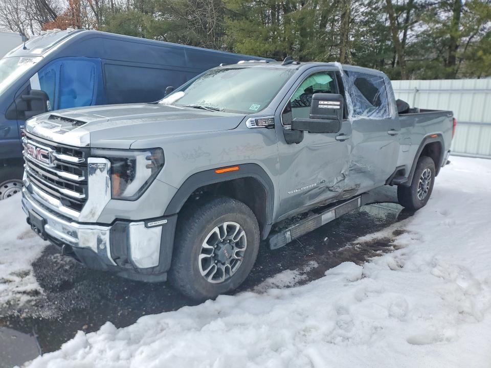 2026 GMC Sierra K2500 SLE