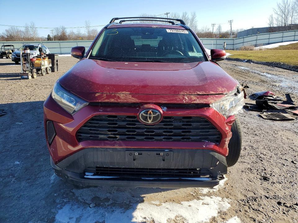 2021 Toyota Rav4 le