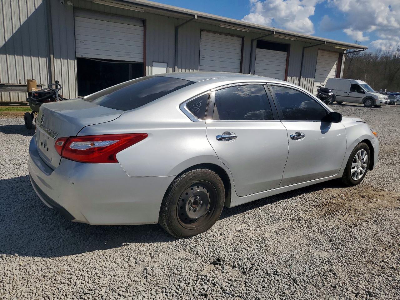 2016 Nissan Altima 2.5 s