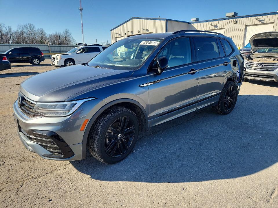 2022 Volkswagen Tiguan se R-line Black