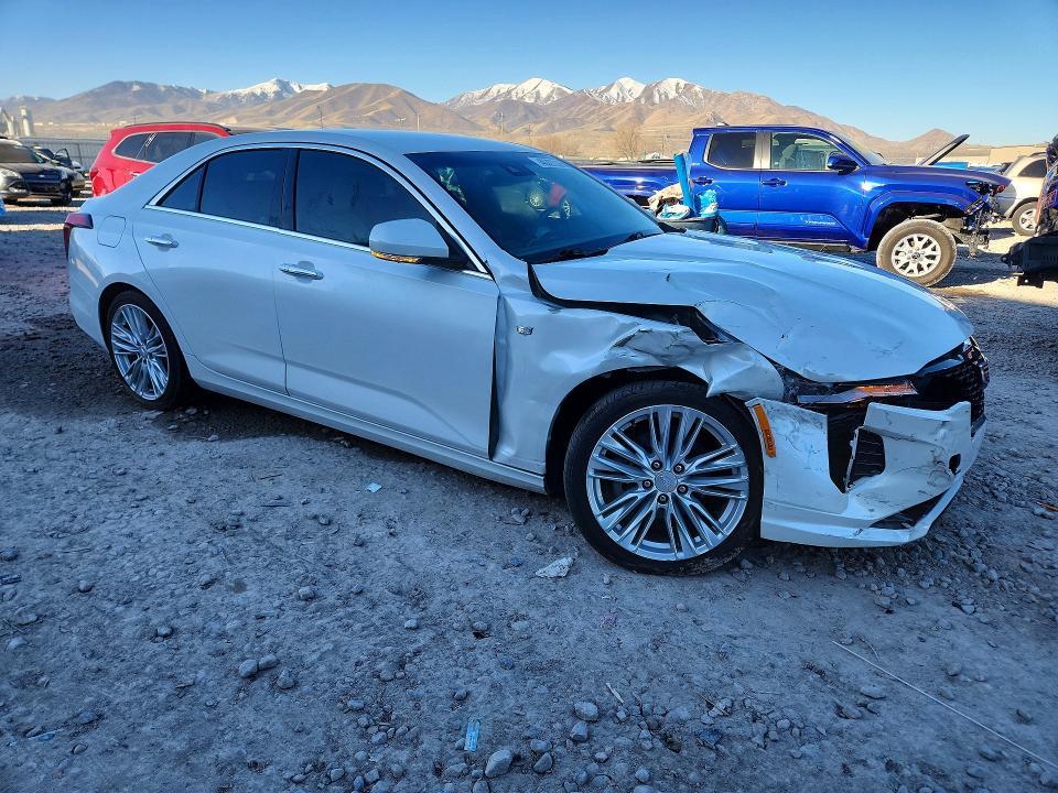 2021 Cadillac CT4 Premium Luxury