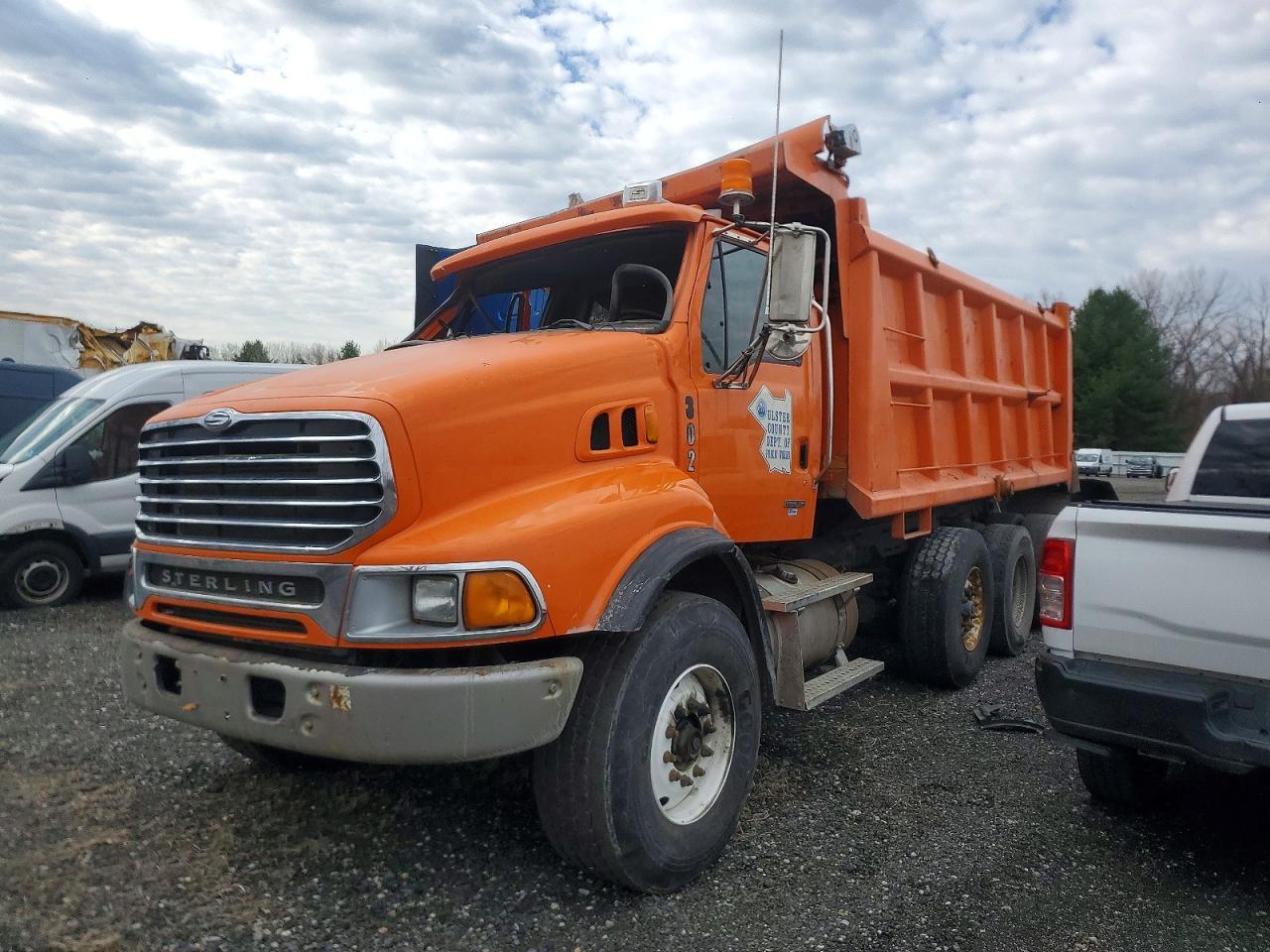 2007 Sterling LT9500 Dump Truck