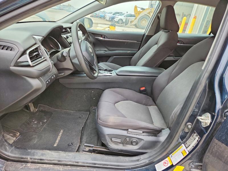 2019 Toyota Camry Hybrid le