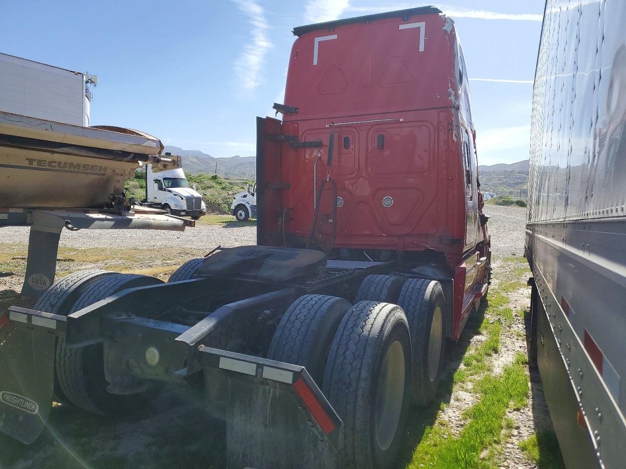 2022 Freigliner 2022 Freightliner CASCAIA126-Semi Truck