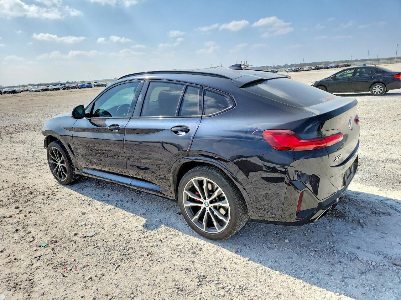 2022 BMW X4 Xdrive30i