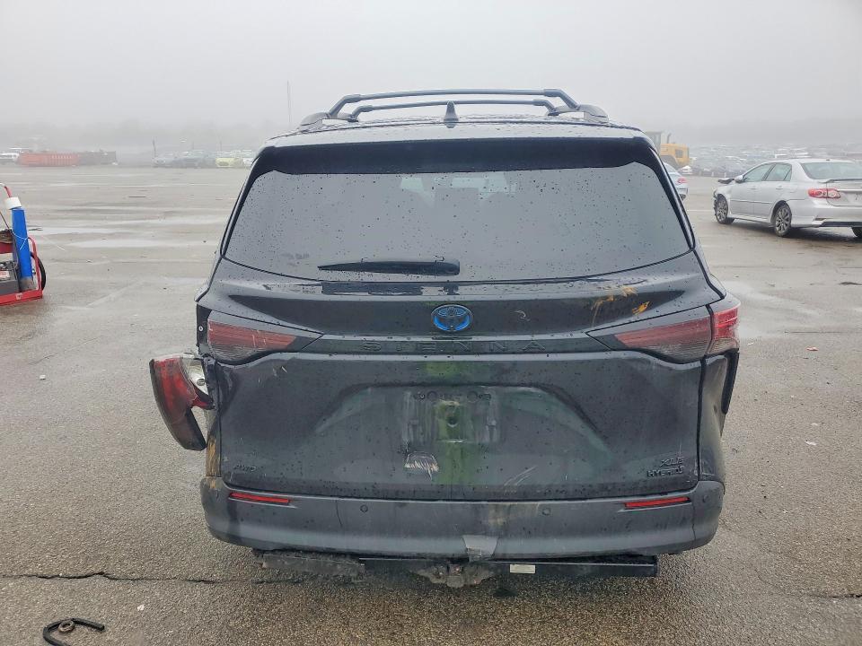2023 Toyota 21cq