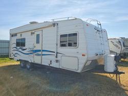 Weekend Warrior Vehiculos salvage en venta: 2005 Weekend Warrior 2005 Weekend Warrior Weekerrior-toy Hauler Campe