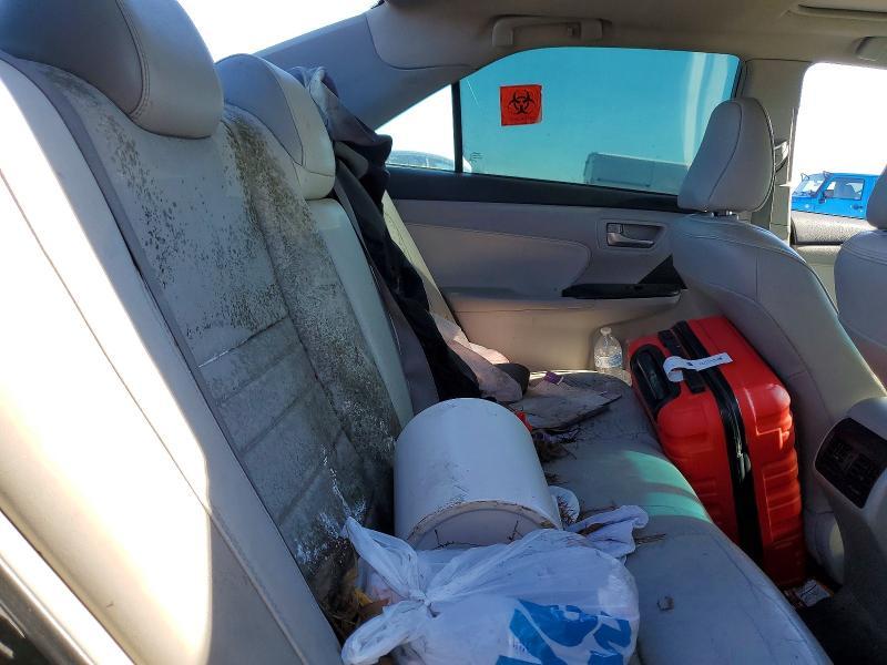 2015 Toyota Camry 4D 2WD