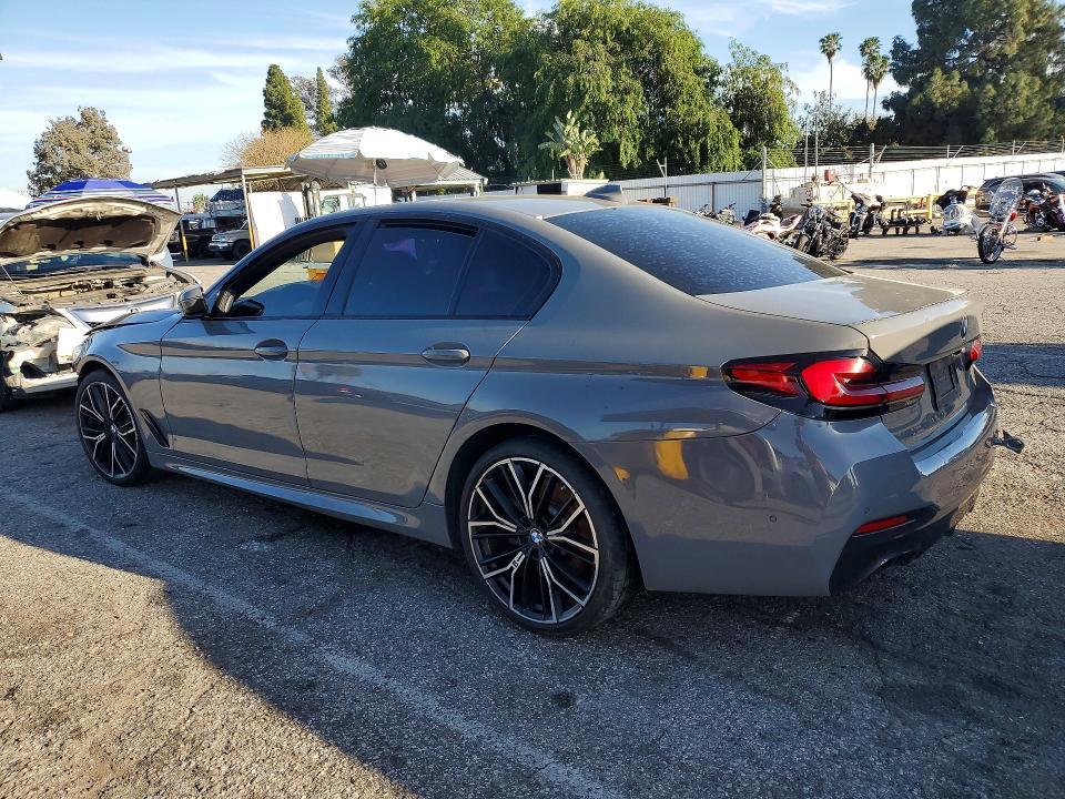 2021 BMW 540 i