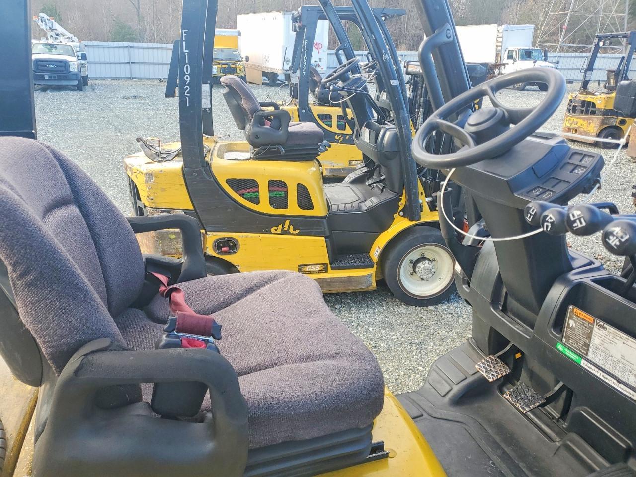 2016 Yale Forklift-Forklift