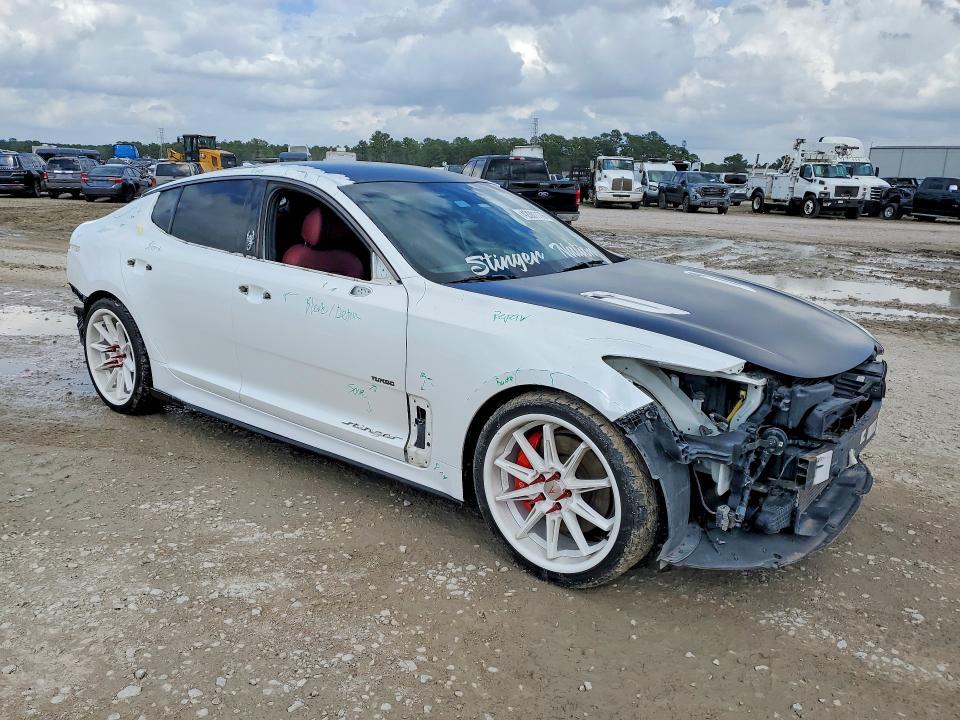 2020 KIA Stinger gt
