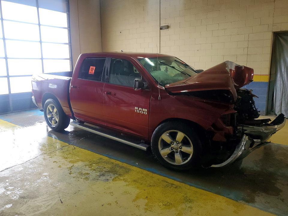 2015 Dodge RAM 1500 SLT
