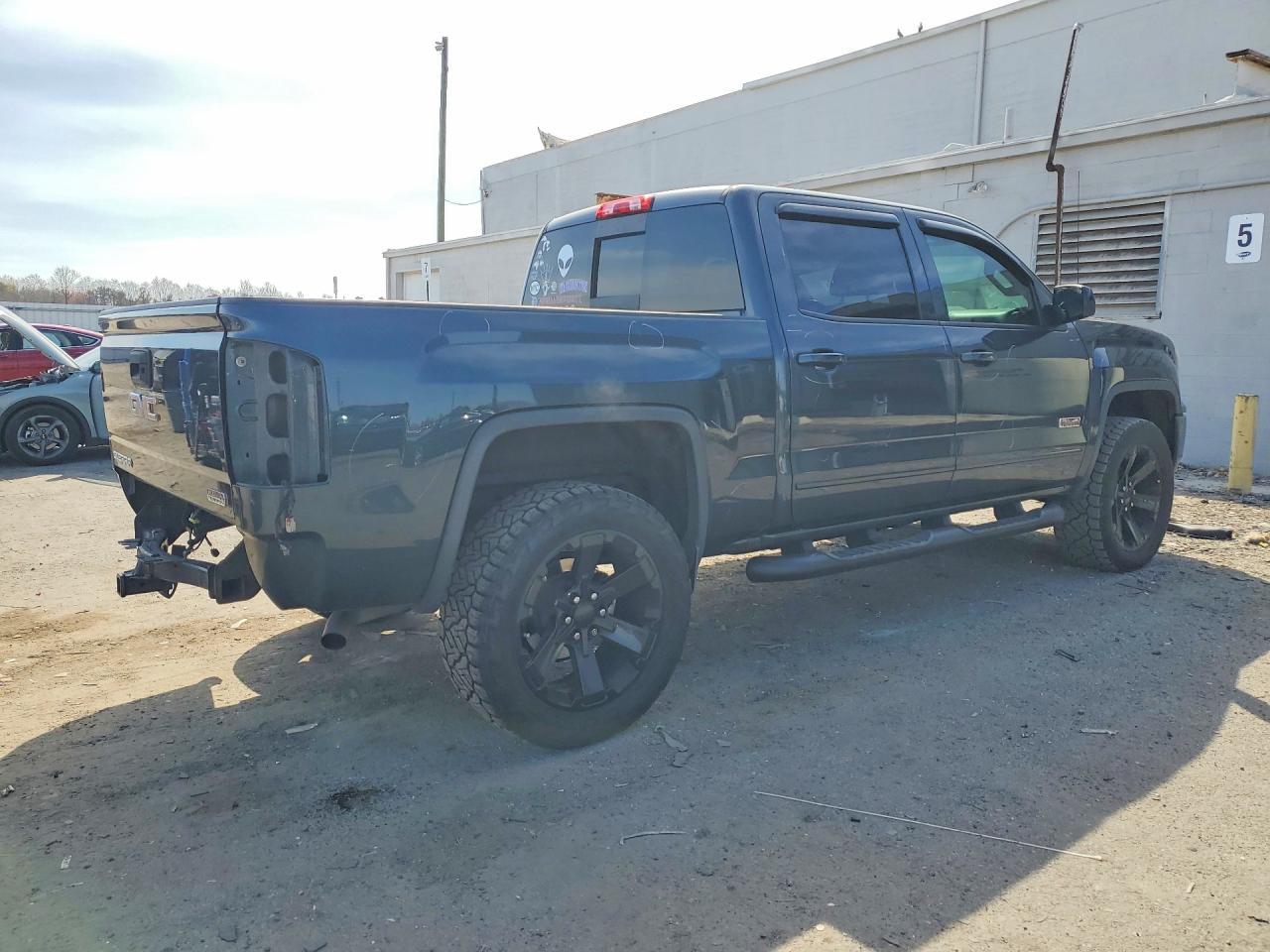 2017 GMC Sierra K1500 SLT