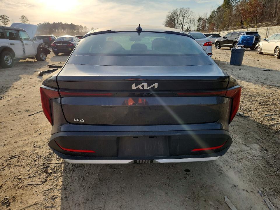 2025 KIA K4 lxs