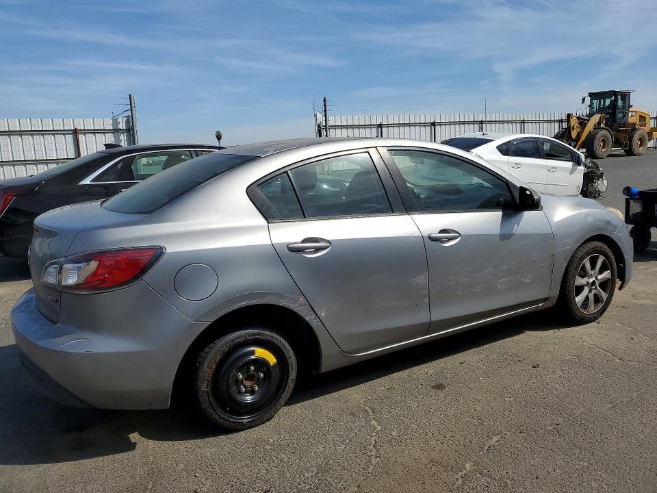 2011 Mazda 3 I