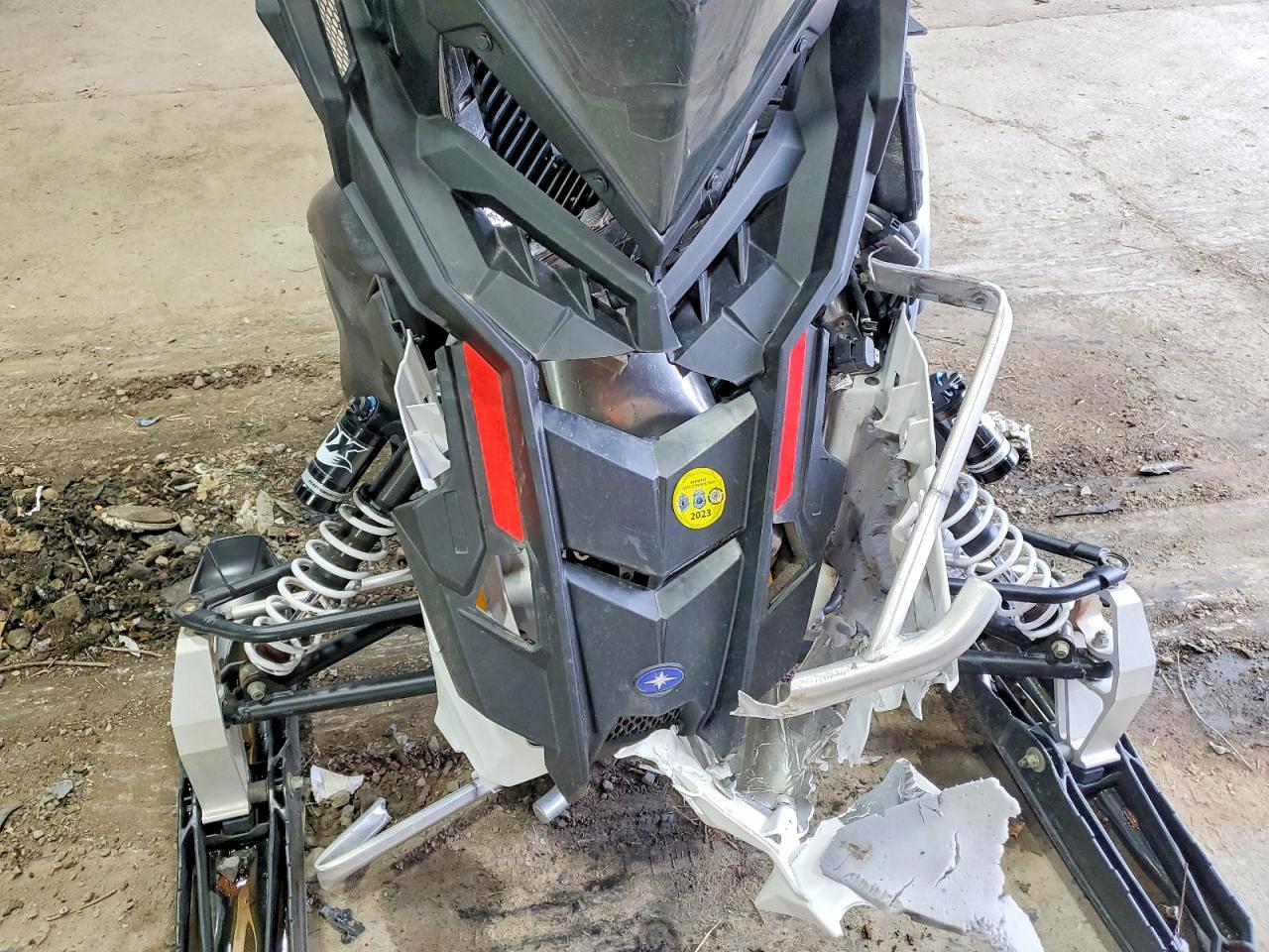 2016 Polaris Switchback Adventure