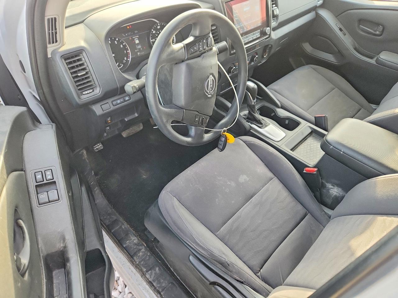 2023 Nissan Frontier S