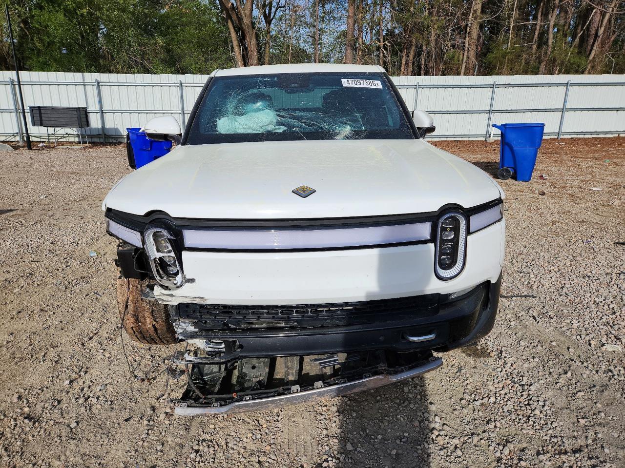 2022 Rivian R1T Adventure