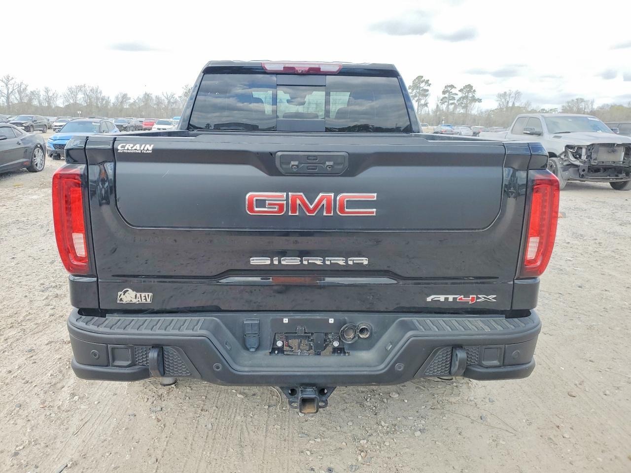 2024 GMC Sierra K1500 AT4X