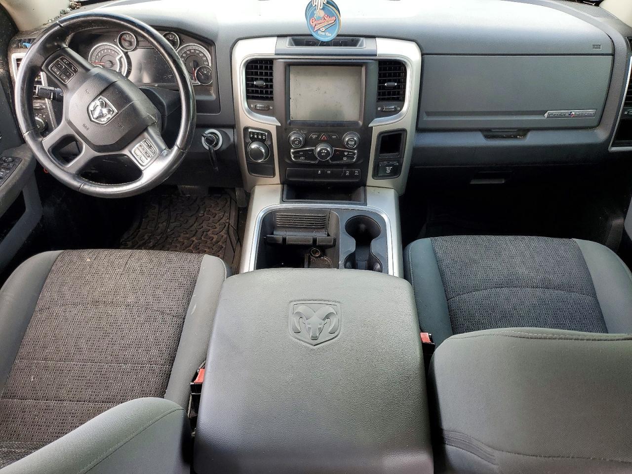 2016 Dodge RAM 1500 SLT