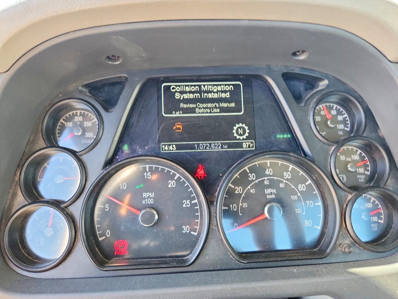 2018 Peterbilt 579 Semi Truck