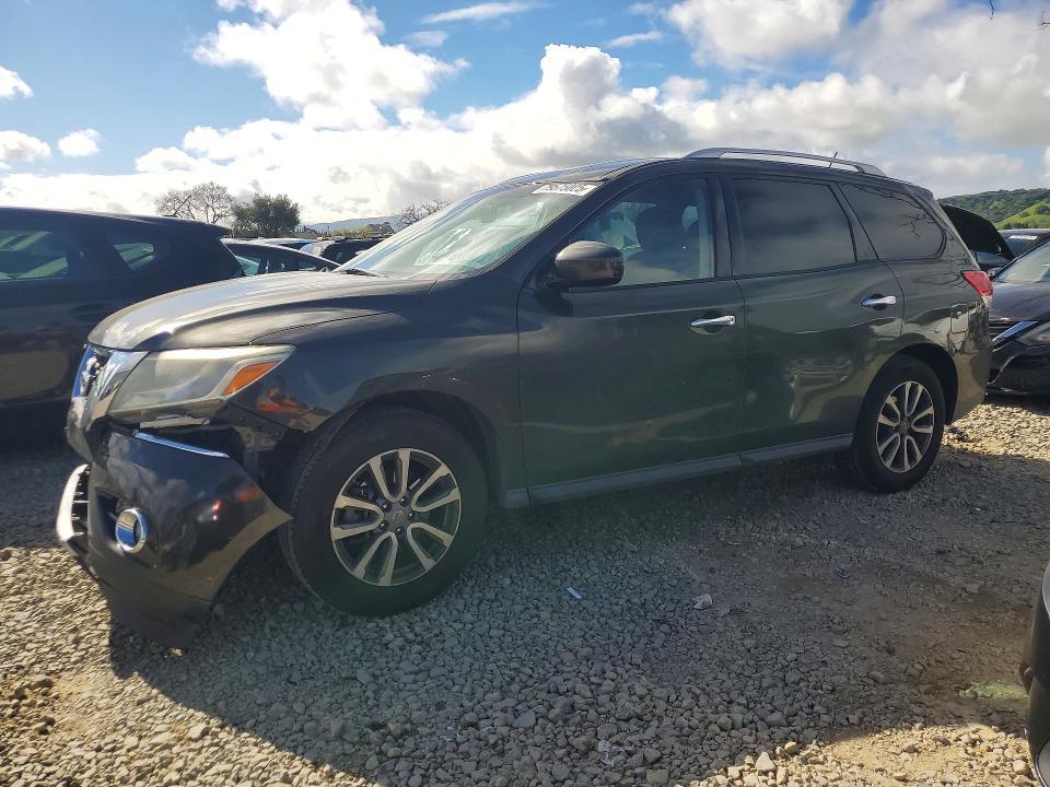 2015 Nissan Pathfinder sv