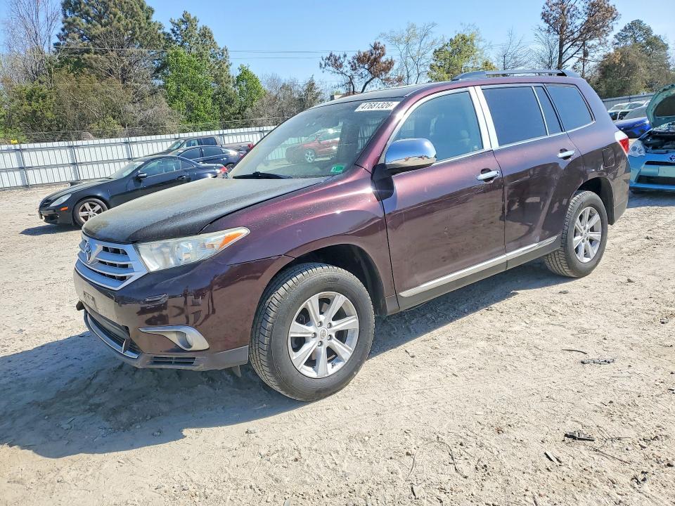 2012 Toyota Highlander se
