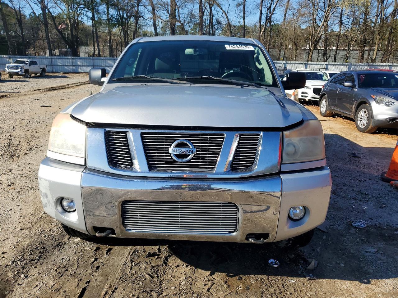 2009 Nissan Titan XE