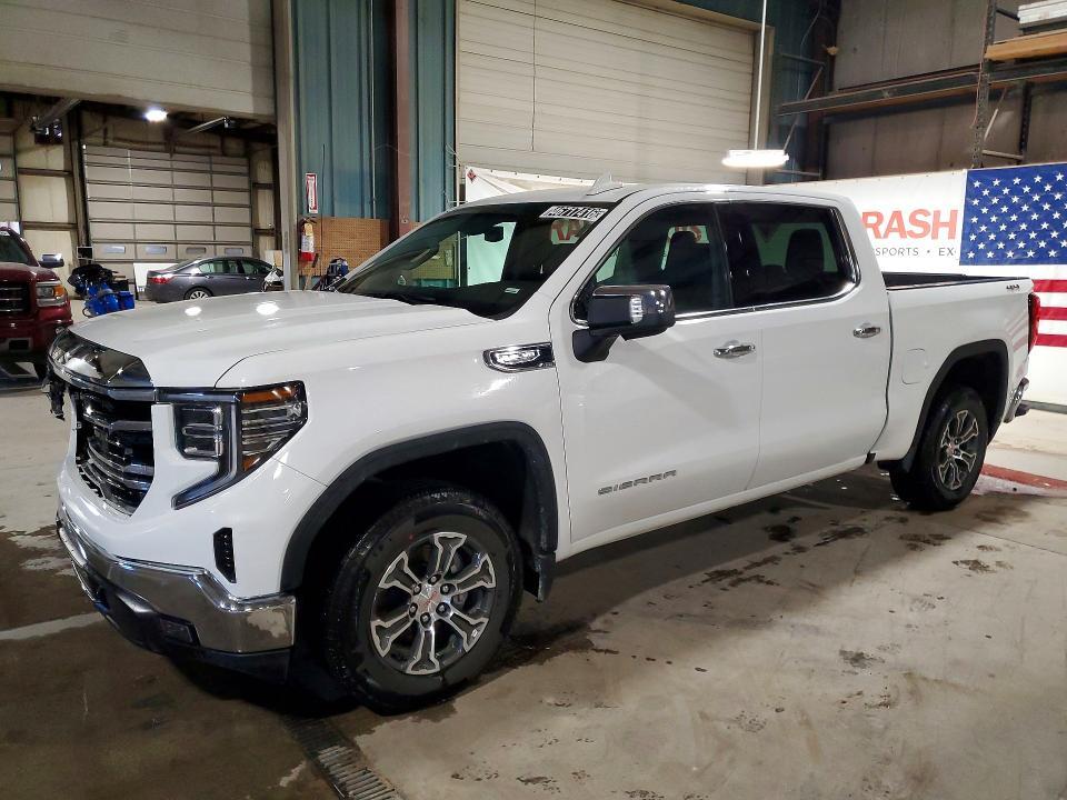 2025 GMC Sierra K1500 SLT