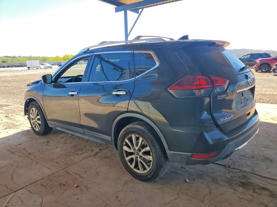 2018 Nissan Rogue sv