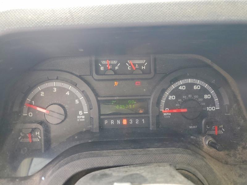 2011 Ford E350 BOX Truck