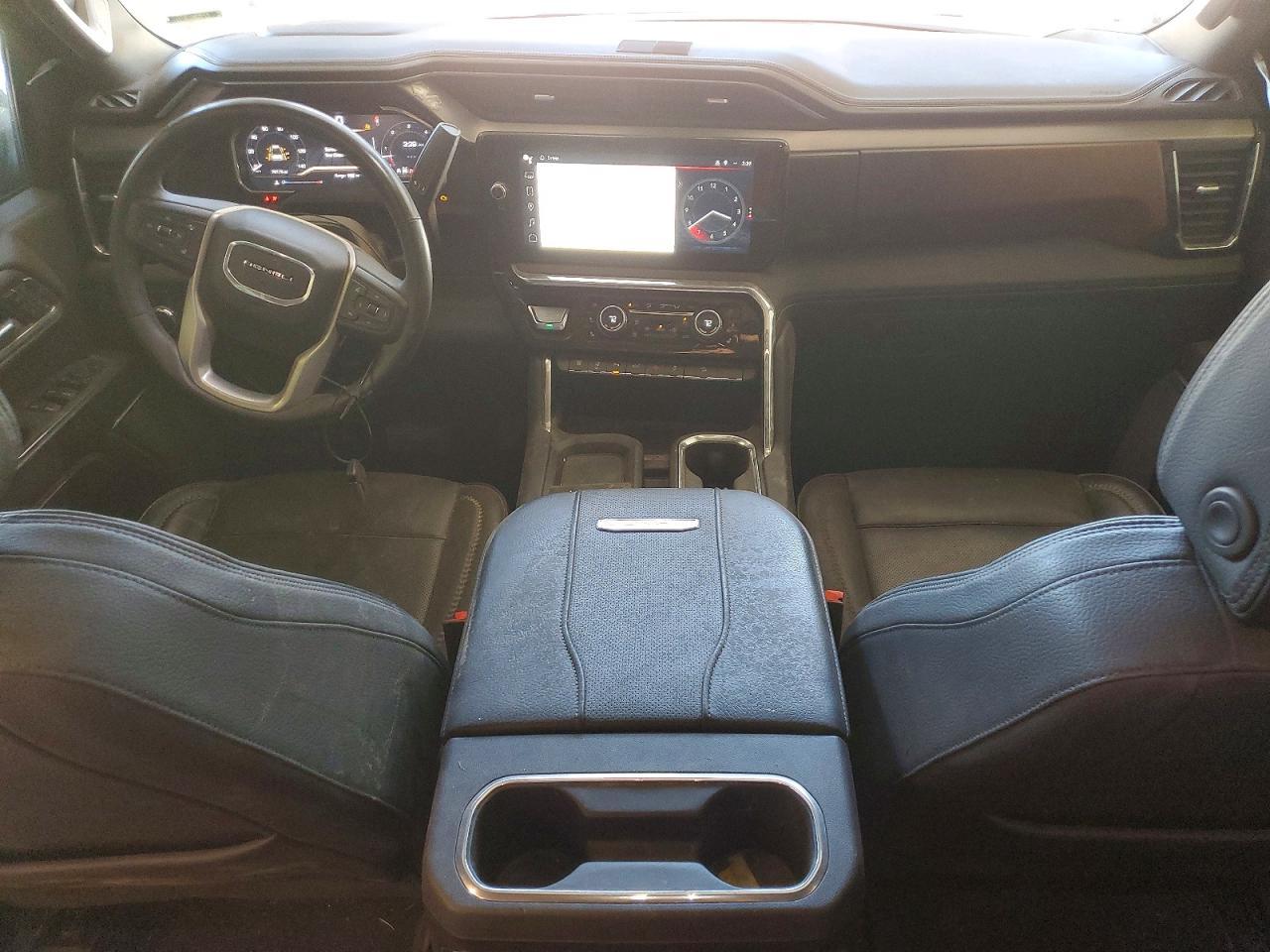 2024 GMC Sierra K2500 Denali