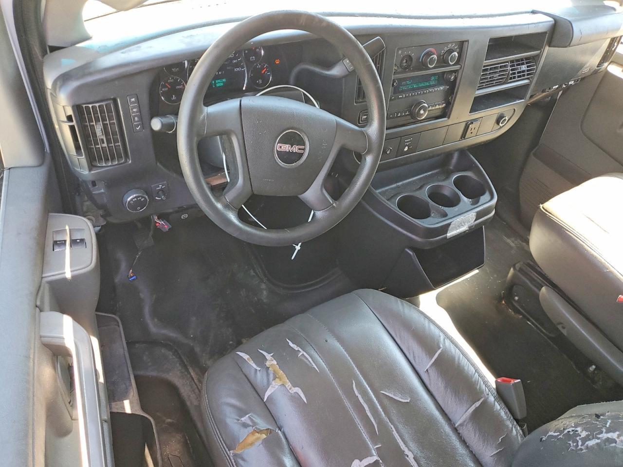 2017 GMC Savana 2500 Cargo Delivery Van