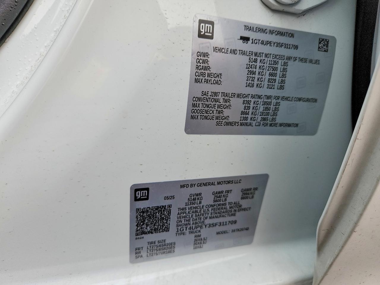 2025 GMC Sierra K2500 AT4