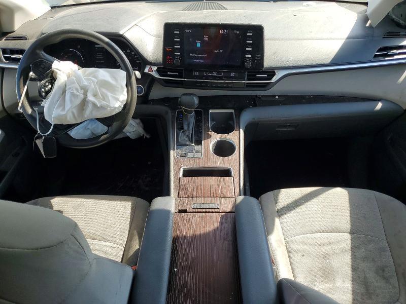 2024 Toyota Sienna le 8-passenger